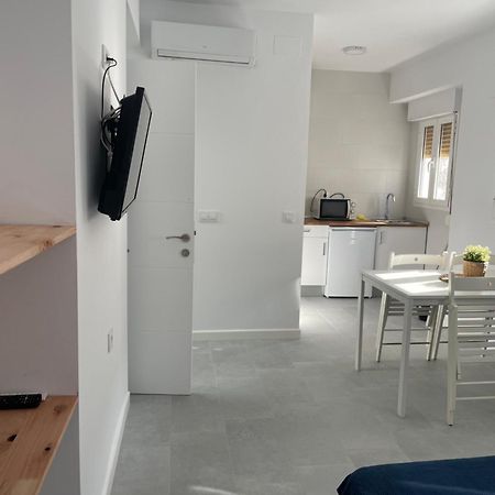 Ch II Apartments Zona De Ocio Nocturno Кониль-де-ла-Фронтера Экстерьер фото