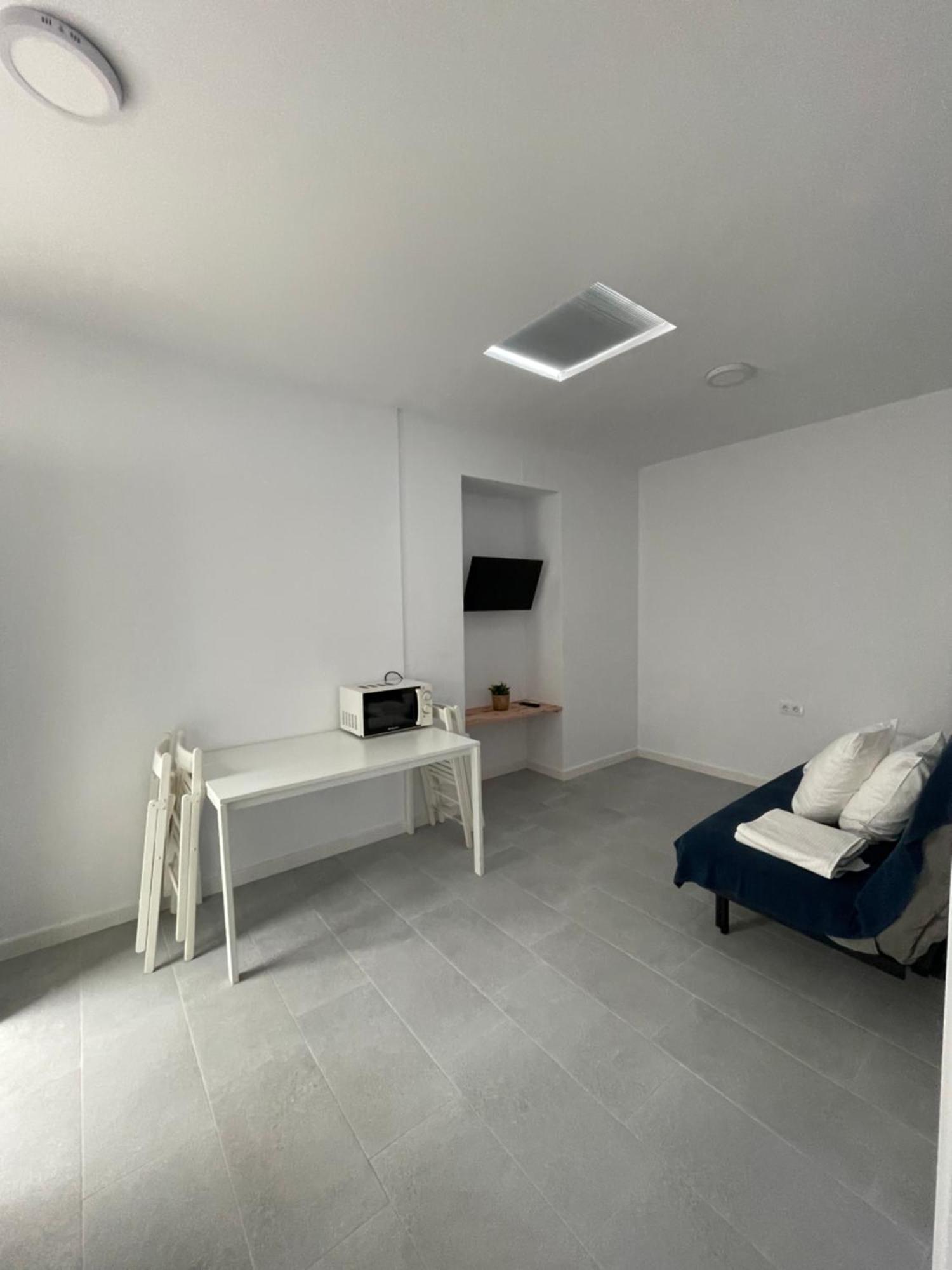 Ch II Apartments Zona De Ocio Nocturno Кониль-де-ла-Фронтера Экстерьер фото